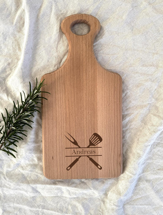 Individuell graviertes Schneidebrett aus Buchenholz – Perfektes Geschenk für Grillfans